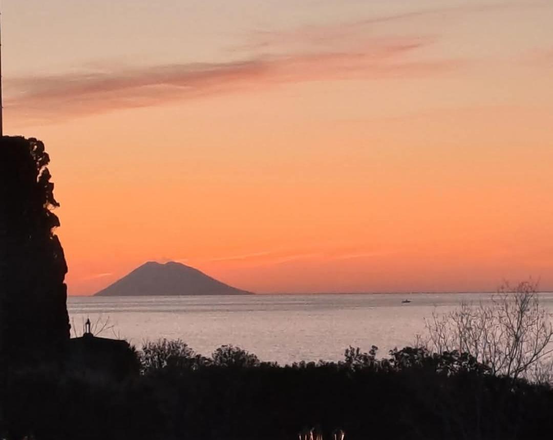 Appartamento Panorama Sul Mare Tropea Exteriör bild